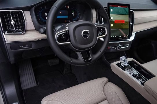 Volvo XC90 B5 B AWD Ultra Bright 7os