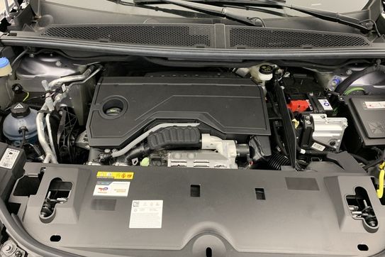 Peugeot 5008 GT 1.2 mHEV e-DCS6