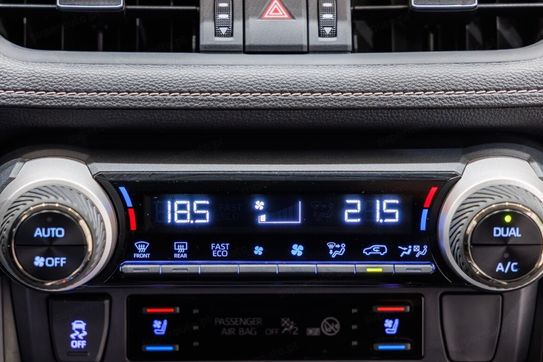 Toyota RAV4 2.5 Hybrid Executive 4x4