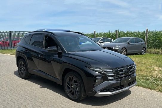 Hyundai Tucson 1.6 T-GDi Smart Black 2WD