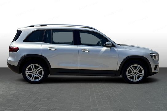 Mercedes GLB 200