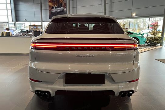 Porsche Cayenne Coupe S E-Hybrid Black Edition