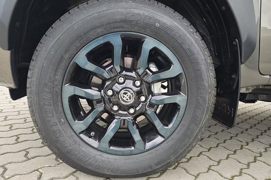 Toyota HiLux Double Cab Invincible