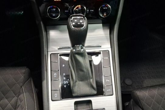 Skoda Superb 2.0 TDI Ambition DSG