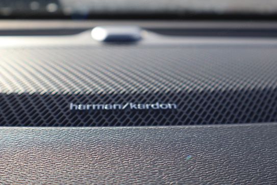 Volvo V60 B4 B R-Design