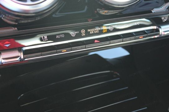 Mercedes CLA 200
