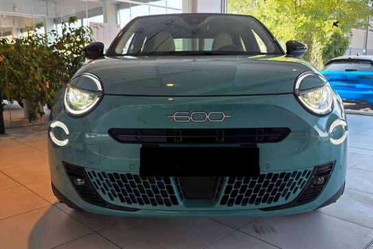 Fiat 600 La Prima 1.2 Turbo Hybrid eDCT