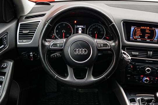 Audi Q5 2.0 TDI quattro S-Line