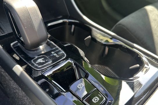 Volvo XC40 B3 Plus Dark aut