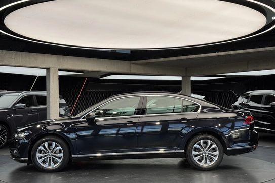 Volkswagen Passat 2.0 TSI Elegance DSG