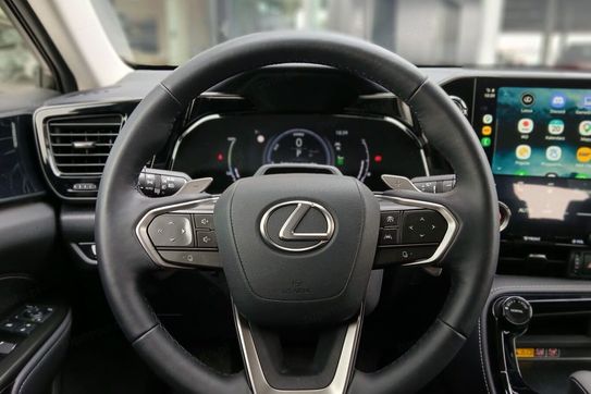 Lexus NX 450h+ Prestige AWD