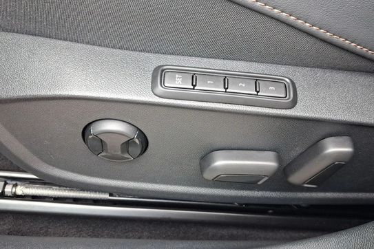 Cupra Formentor eTSI