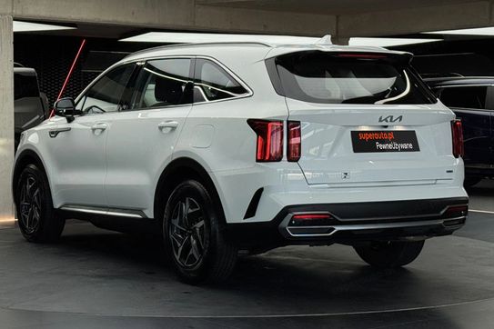 Kia Sorento 1.6 HEV M