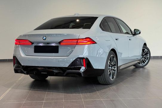 BMW Seria 5 540d xDrive M Sport