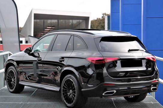Mercedes GLC 300  4-Matic AMG Line