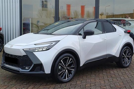 Toyota C-HR Executive 2.0 Plug-in Hybrid Dynamic Force