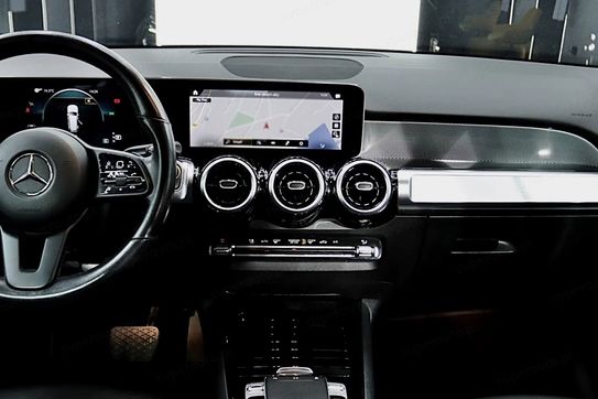 Mercedes GLB 180 d 8G-DCT