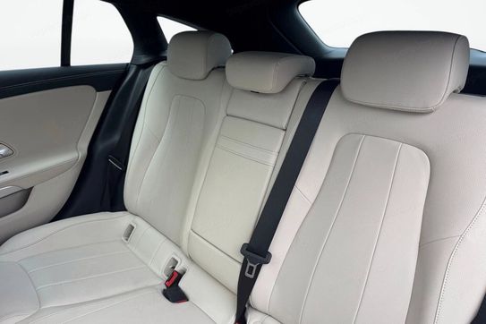 Mercedes CLA Shooting Brake 200