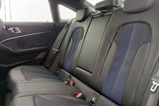 BMW Seria 2 220i M Sport aut