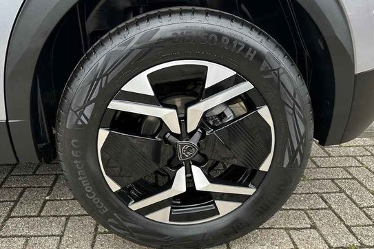 Peugeot 2008 Allure e-DCS 1.2 mHEV