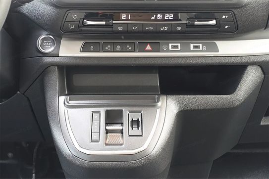 Opel Zafira Life Extra Long L2H1 Business AT8