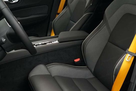 Volvo XC60 T8 Plug-In Hybrid AWD Polestar Engineered