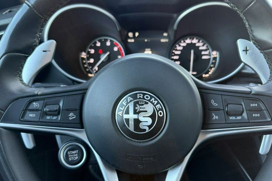 Alfa Romeo Stelvio Turbo Executive Q4