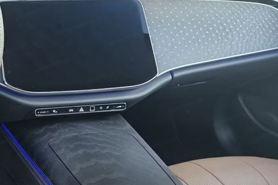 Mercedes E Klasa 220 d 4-Matic Avantgarde