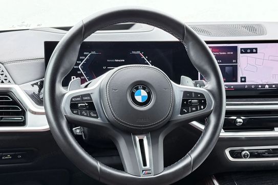 BMW X5 M60i xDrive