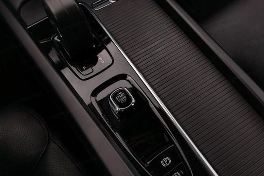 Volvo V60 B4 D Momentum Pro