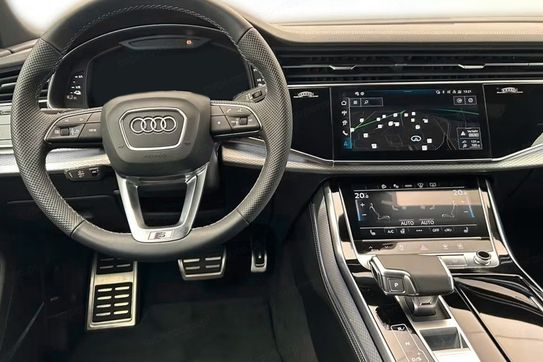 Audi Q7 TDI quattro S Line