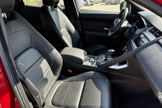 Jaguar E-Pace 2.0 i4D AWD R-Dynamic aut