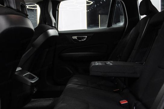 Volvo V60 B3 B Momentum Core