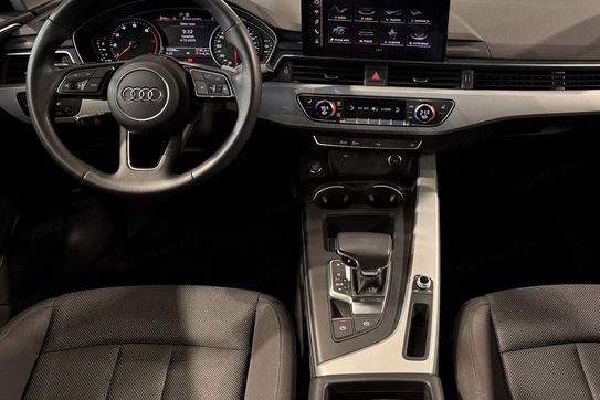 Audi A4 35 TFSI mHEV S tronic