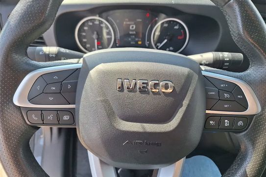 Iveco Daily 35S18 Kontener 8EP + Winda