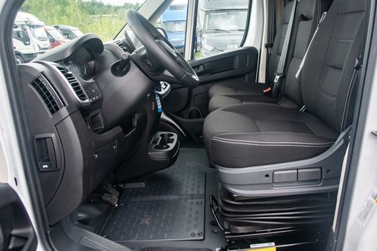 Peugeot Boxer Heavy L4H2 AT8