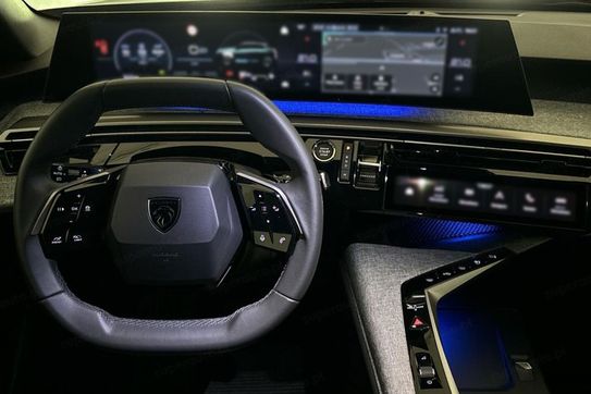 Peugeot 3008 Allure e-DCS 1.2 mHEV