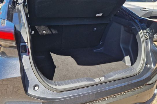 Toyota C-HR Style 2.0 Hybrid Dynamic Force Plug-in