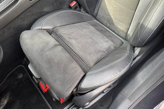 Mercedes E Klasa 220 d 4-Matic AMG