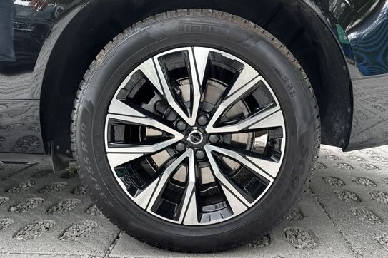 Volvo XC60 B4 B Plus Dark
