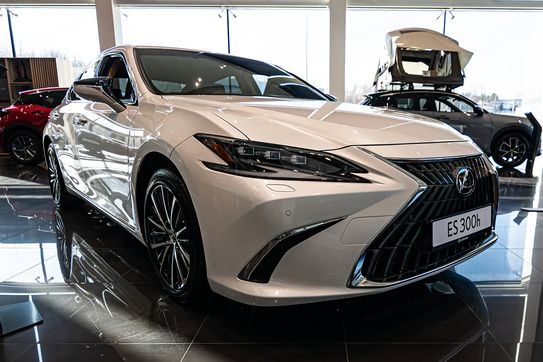 Lexus ES 300h Prestige