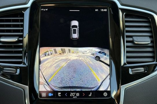 Volvo XC90 T8 AWD Plug-In Hybrid Ultra Dark 7os