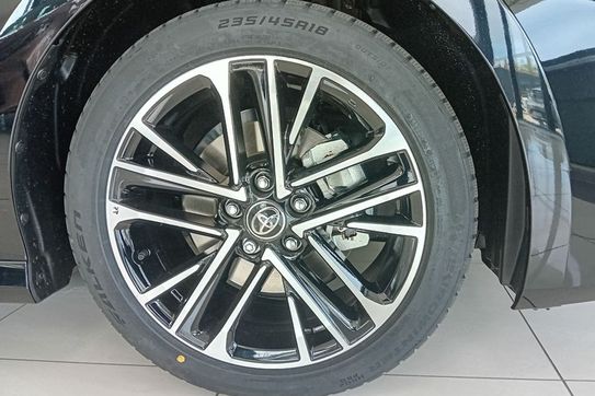 Toyota Camry Prestige 2.5 Hybrid Dynamic Force