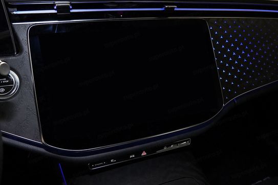 Mercedes Klasa E 300 de  4-Matic AMG