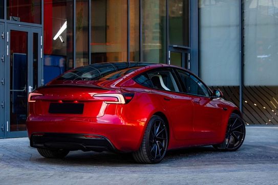 Tesla Model 3 Performance AWD