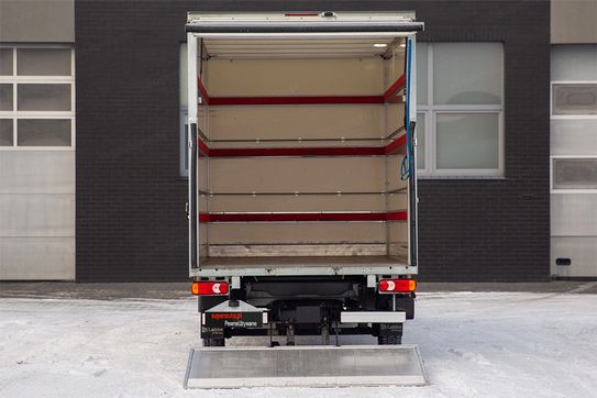 Fiat Ducato Kontener 8EP + Winda