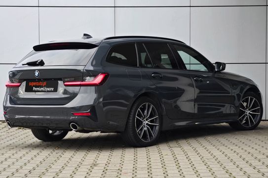 BMW Seria 3 320d xDrive Advantage sport-aut