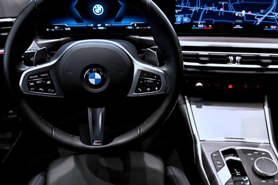 BMW Seria 3 330i xDrive M Sport