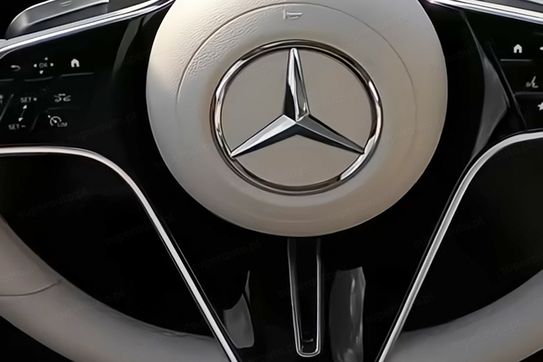 Mercedes Klasa E 200 4-Matic Exclusive