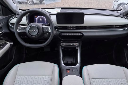 Fiat 600 La Prima 1.2 Turbo Hybrid eDCT